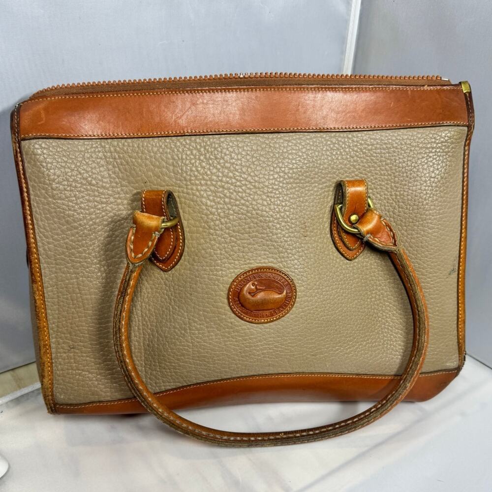 Vintage Dooney & Bourke Leather (AWL) satchel handbag, **see deescription